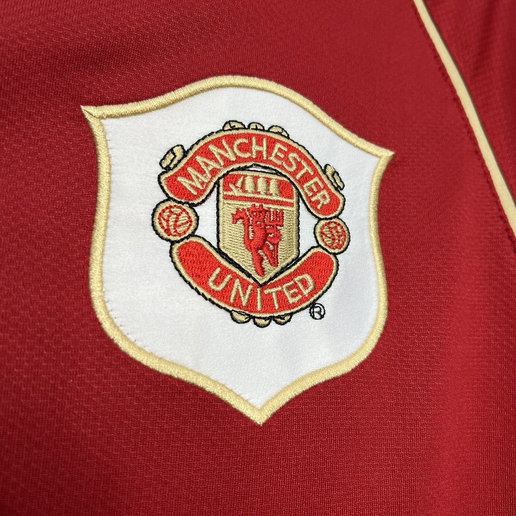 Manchester United 2006/07 Home Retro Jersey