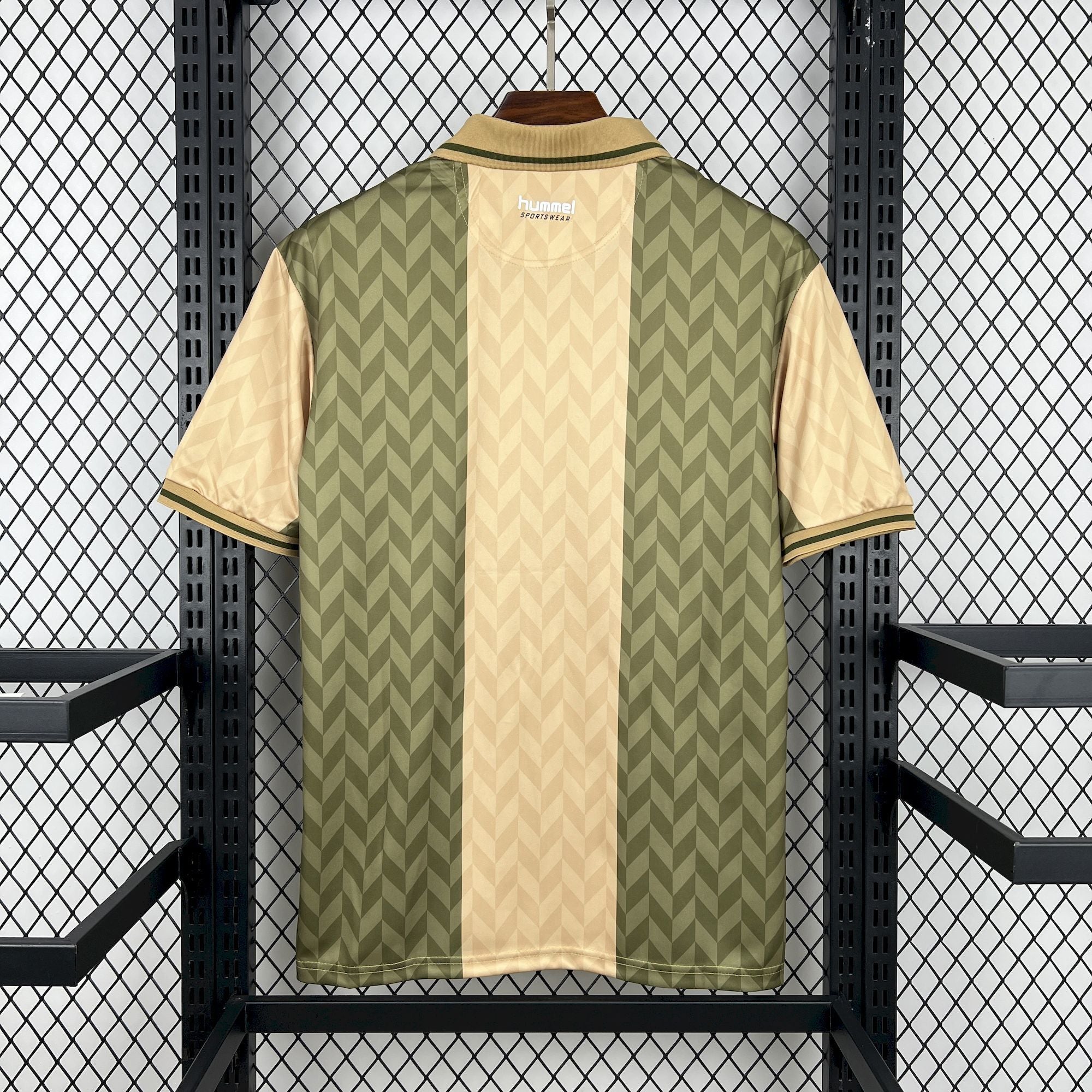 Real Betis 2025/26 Training Jersey