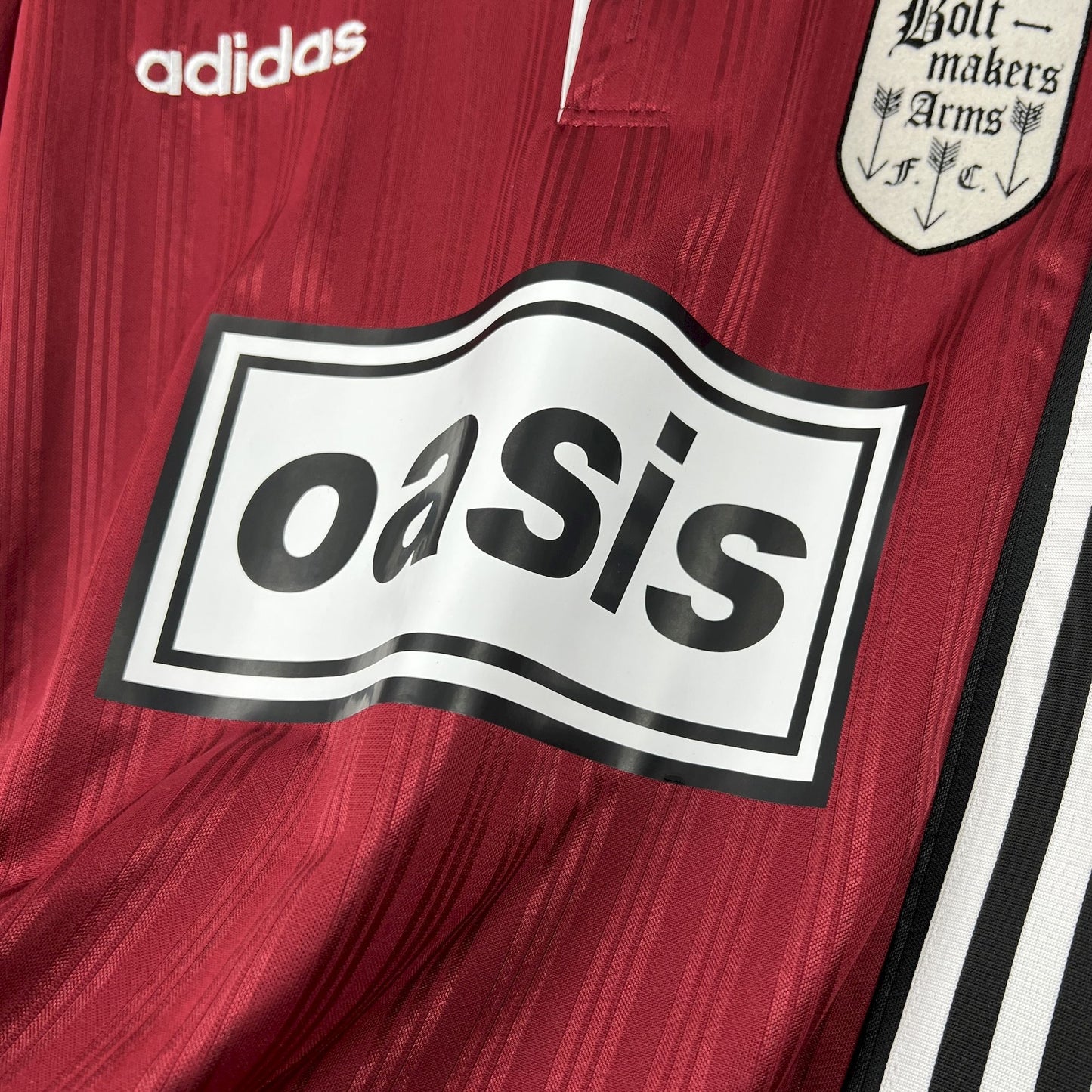 Oasis x Bolt Makers Arms 1996 Concept Jersey